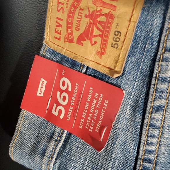 Levi's Mens Loose Straight Jean's - Picture 7 of 15